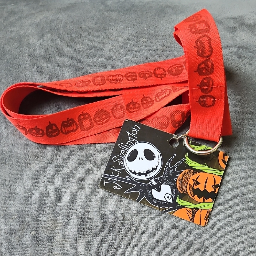 Disney NBC Nightmare Before Christmas Lanyard with Pin Trading Guide Badge